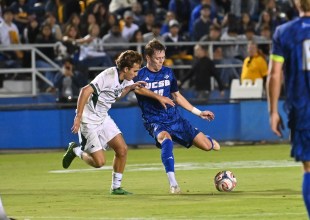 Gauchos Dominate Cal Poly 3-1 in Front of Massive Crowd at Harder Stadium