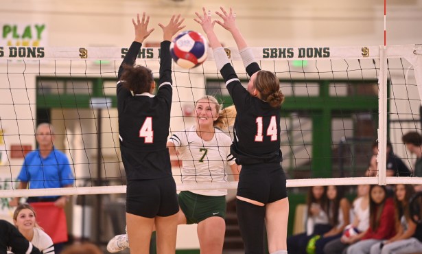 Santa Barbara High Girls Volleyball Sweeps Hemet, Advances to CIF-SS Division Four Semifinals