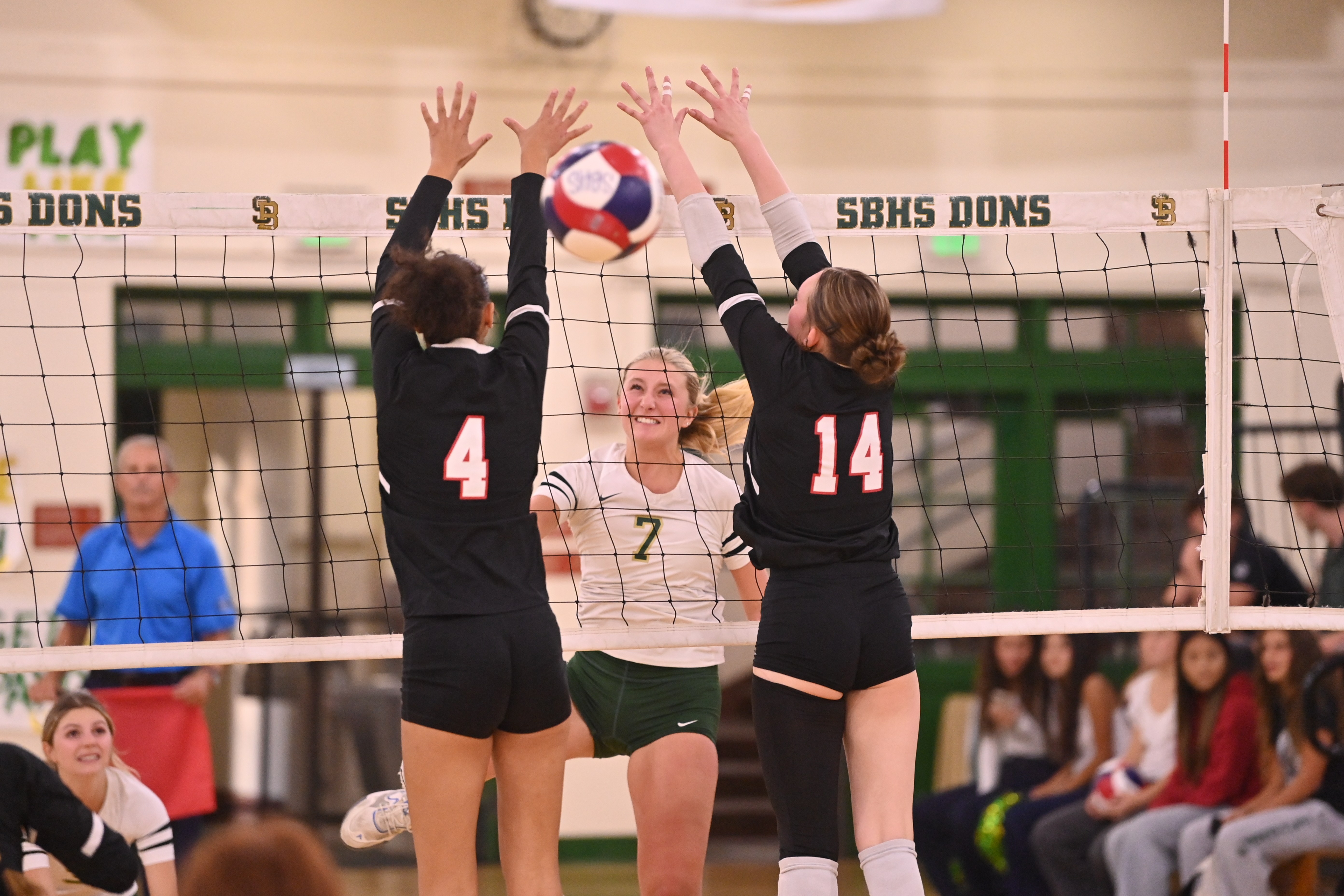 Santa Barbara High Girls Volleyball Sweeps Hemet, Advances to CIF-SS ...