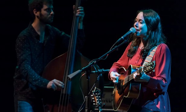Sarah Jarosz Brings ‘10 Years of Undercurrent’ Tour to Santa Barbara’s Lobero Theatre