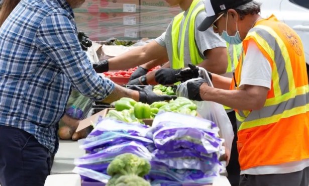 Newsom Signs Bill Extending Farmer-to-Food Bank Tax Credit to 2032