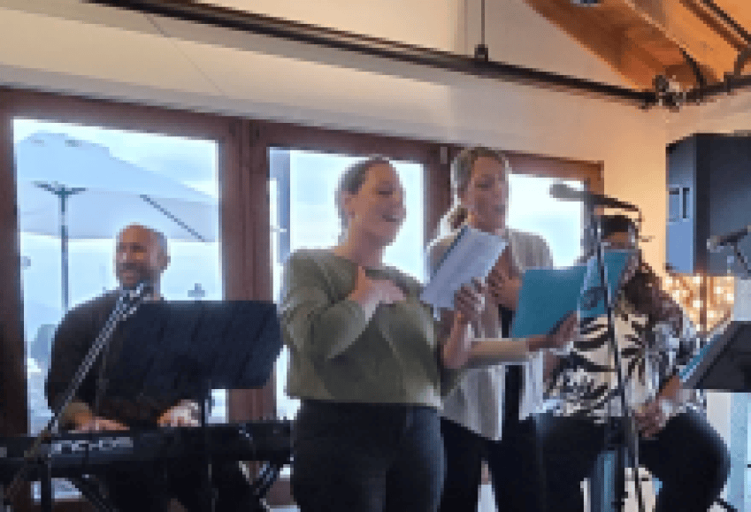 Sing Out by the Sea!