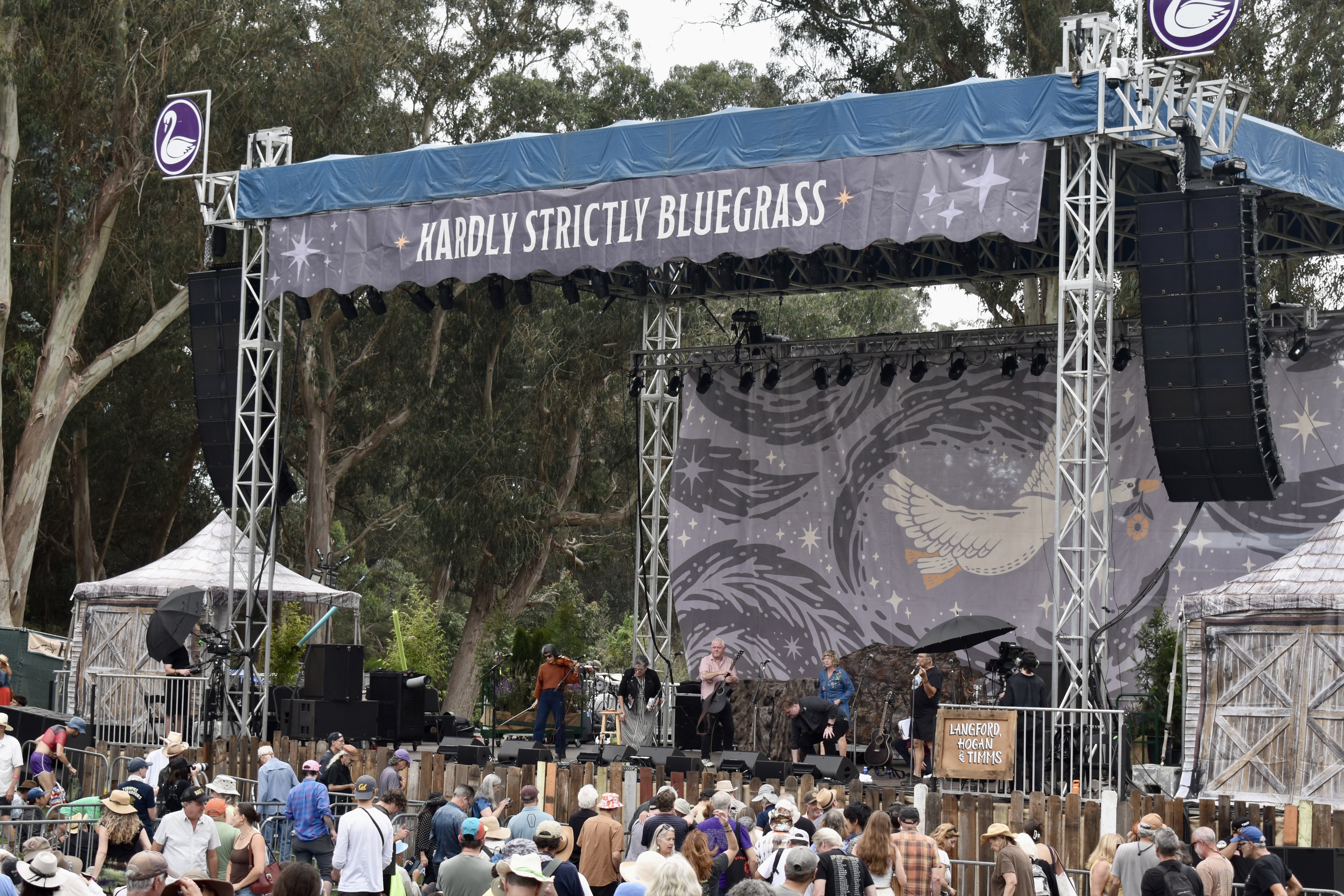 independent.com - Izadora Hamm - Genre-Defying Hardly Strictly Bluegrass Brings a Wealth of Artists to San Francisco - For Free