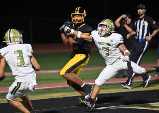 Prep Football Roundup: Santa Barbara Drops a Nailbiter to Ventura, 24-21