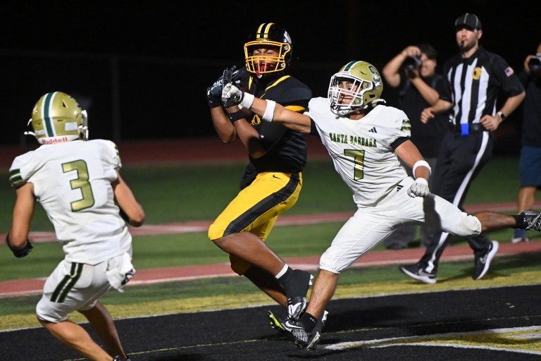 Prep Football Roundup: Santa Barbara Drops a Nailbiter to Ventura, 24 ...